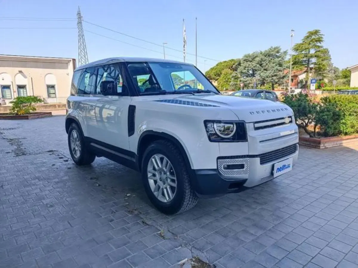 Land Rover Defender usata a Pisa (10)