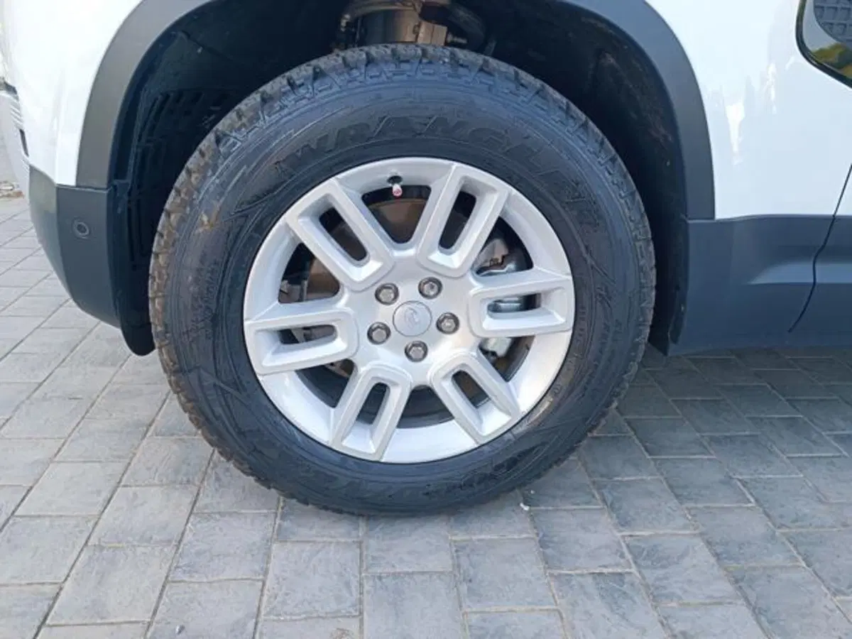 Land Rover Defender usata a Pisa (6)