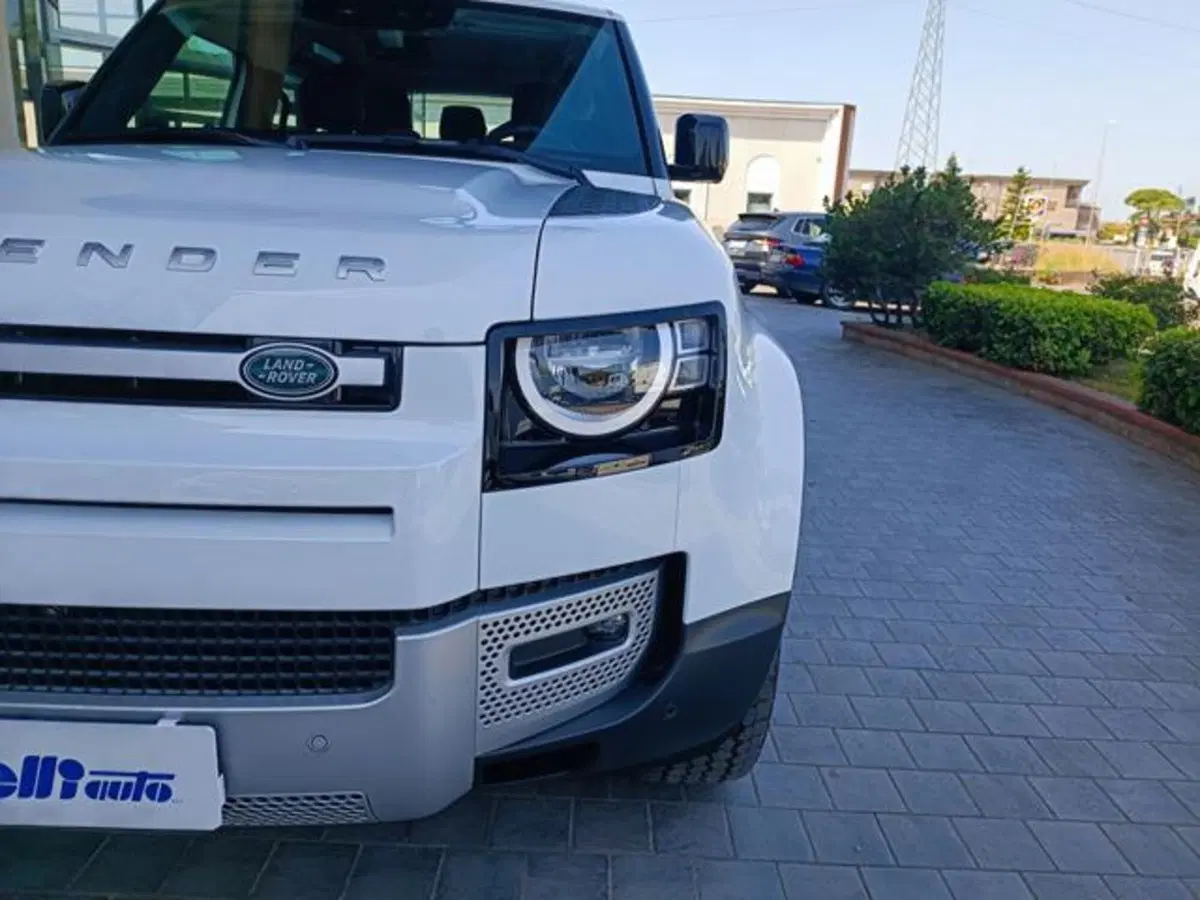 Land Rover Defender usata a Pisa (8)