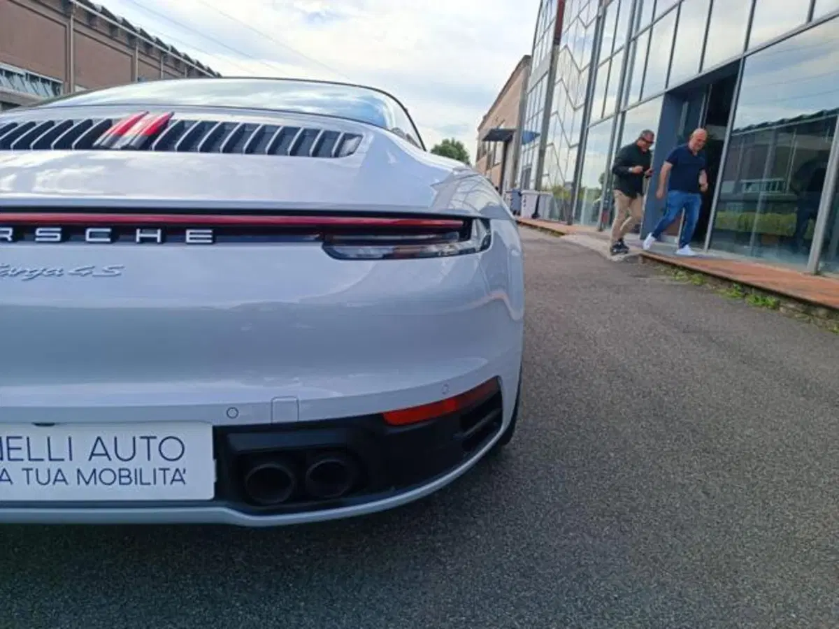 Porsche 911 Cabrio usata a Pisa (14)