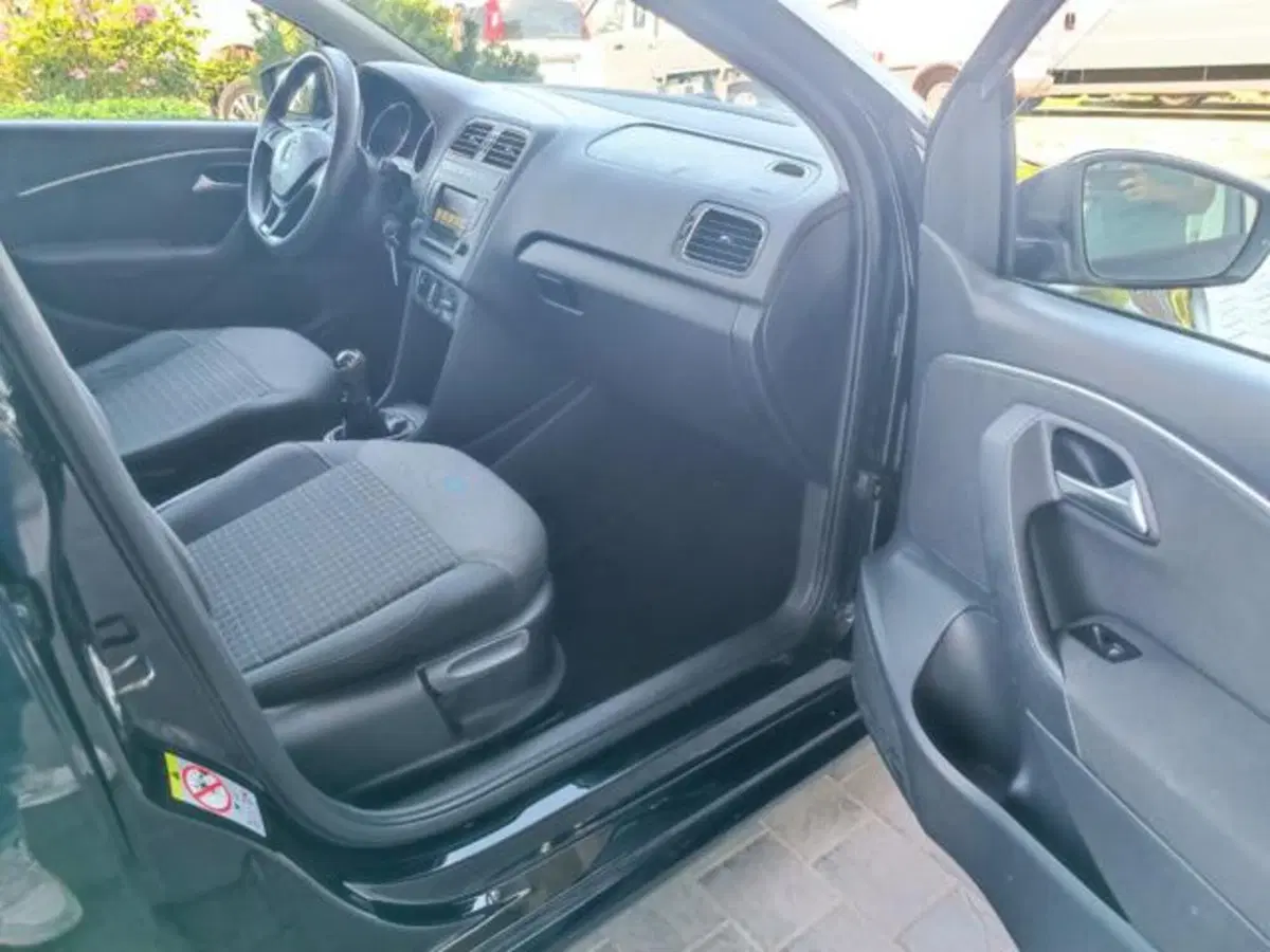 Volkswagen Polo usata a Pisa (13)