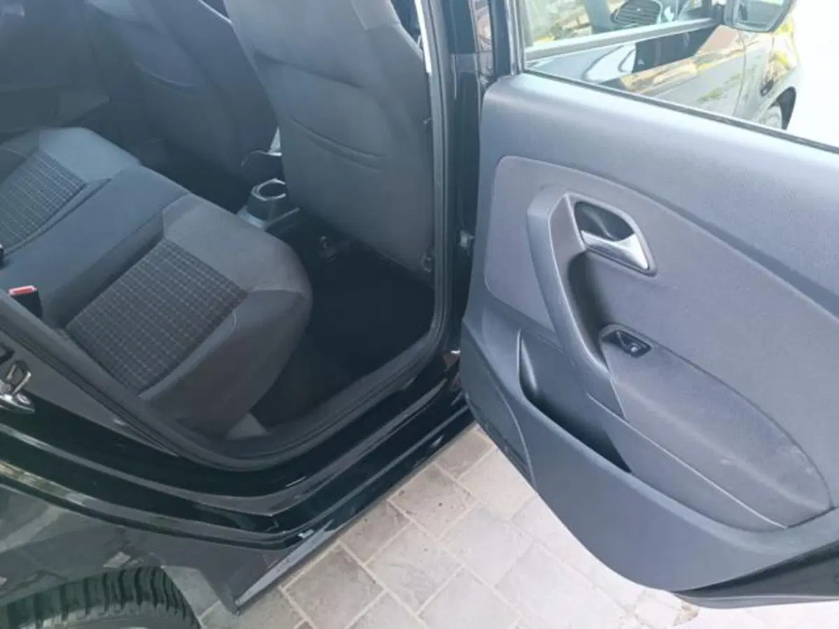 Volkswagen Polo usata a Pisa (17)