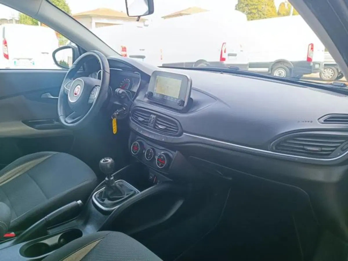 Fiat Tipo usata a Pisa (14)
