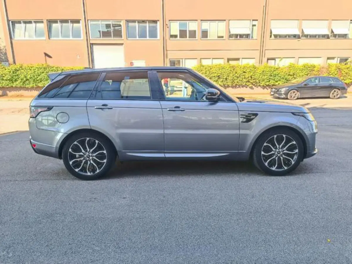 Land Rover Range Rover Sport usata a Pisa (17)