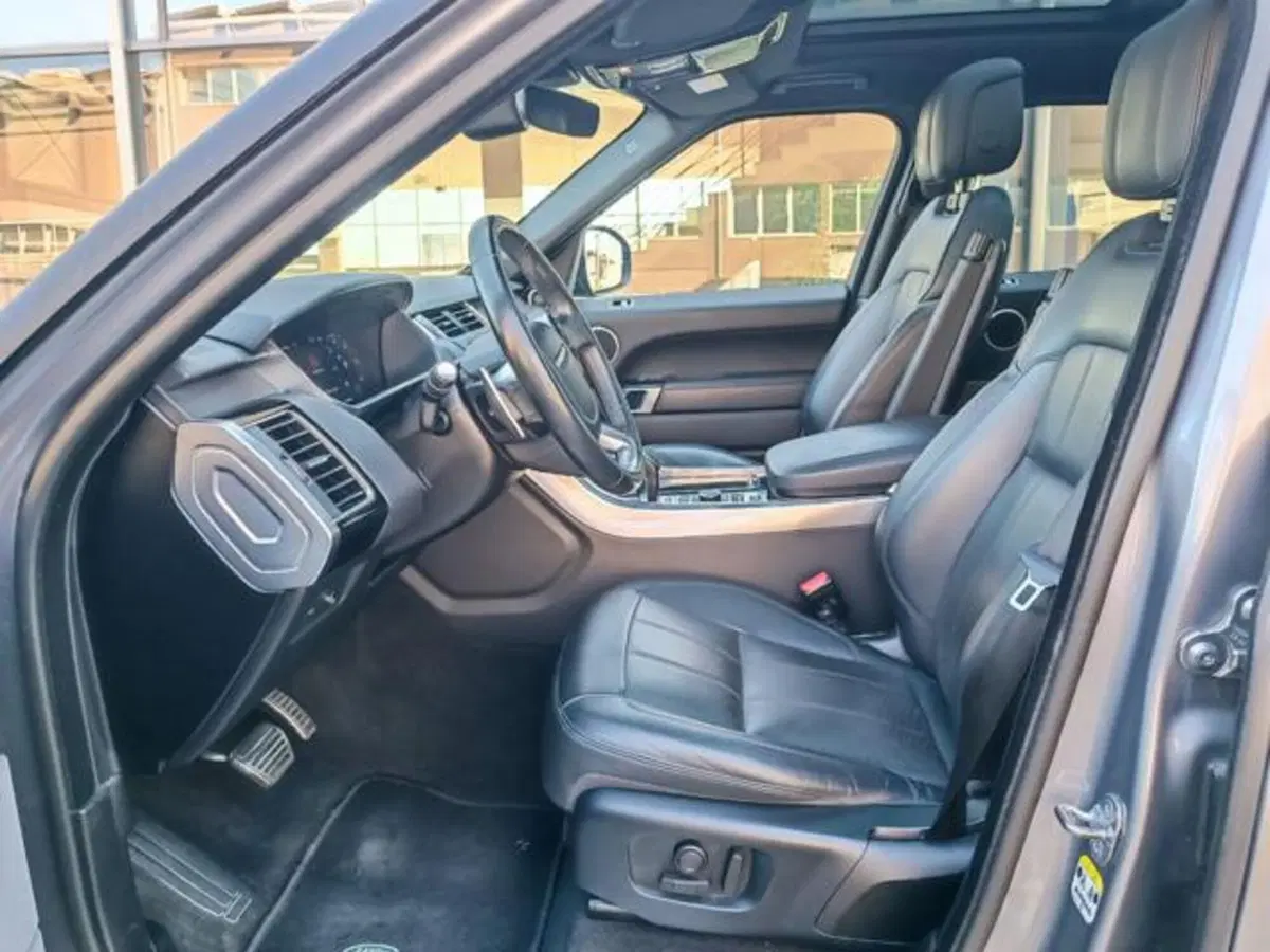 Land Rover Range Rover Sport usata a Pisa (4)