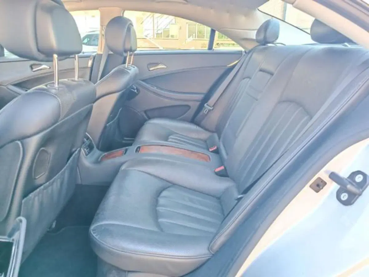 Mercedes-Benz CLS usata a Pisa (9)