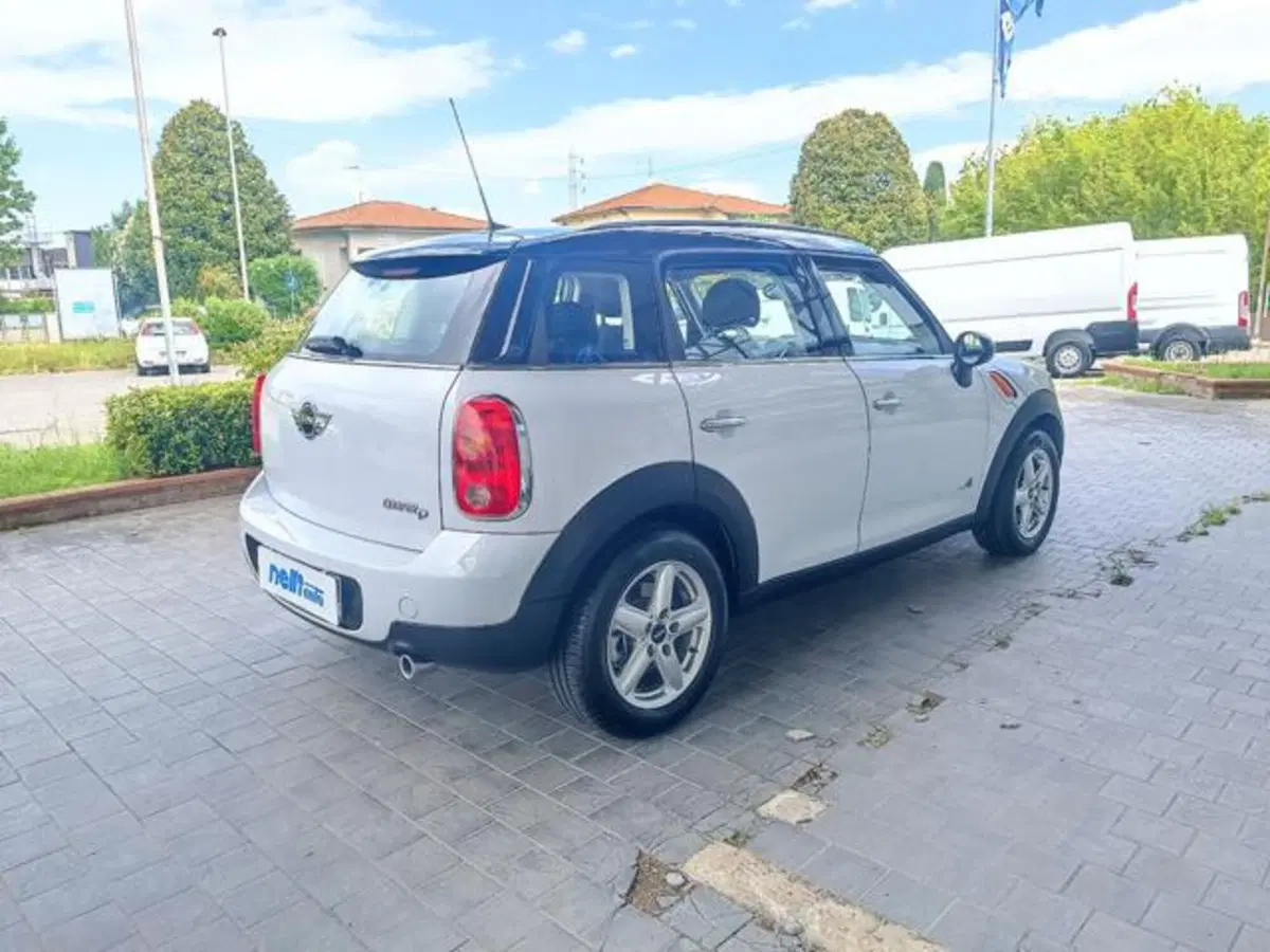 MINI Mini Countryman usata a Pisa (11)