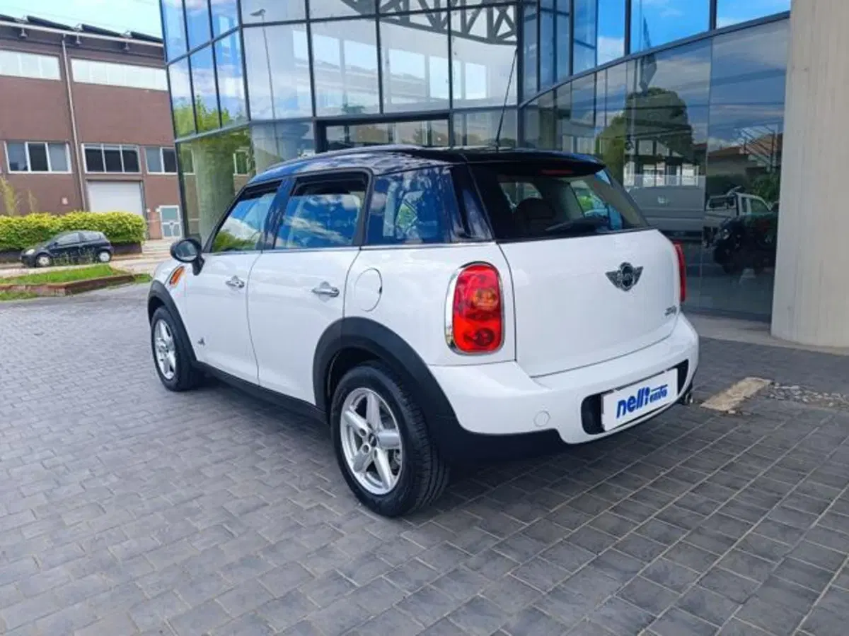 MINI Mini Countryman usata a Pisa (7)