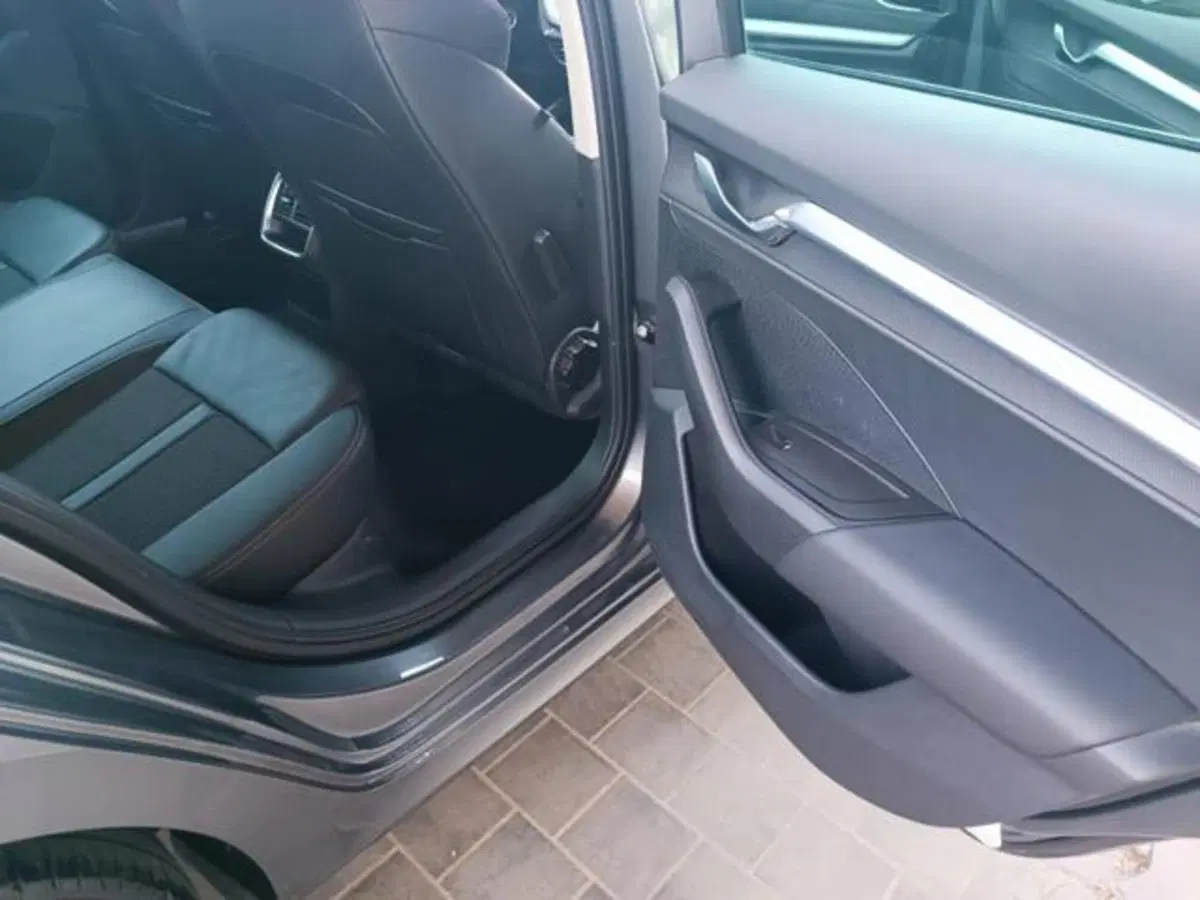 Skoda Octavia Station Wagon usata a Pisa (19)