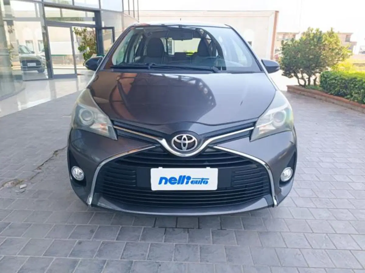 Toyota Yaris usata a Pisa (10)