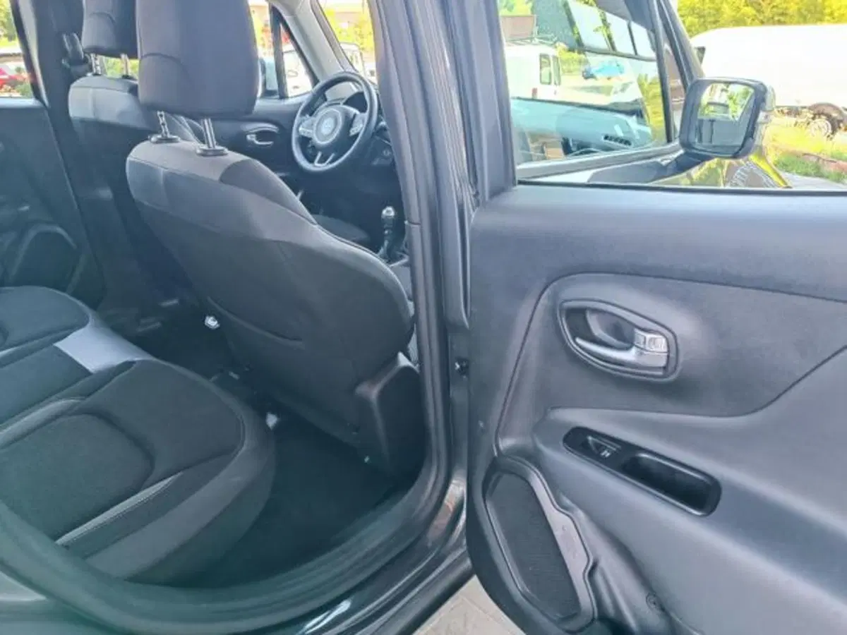 Jeep Renegade usata a Pisa (11)