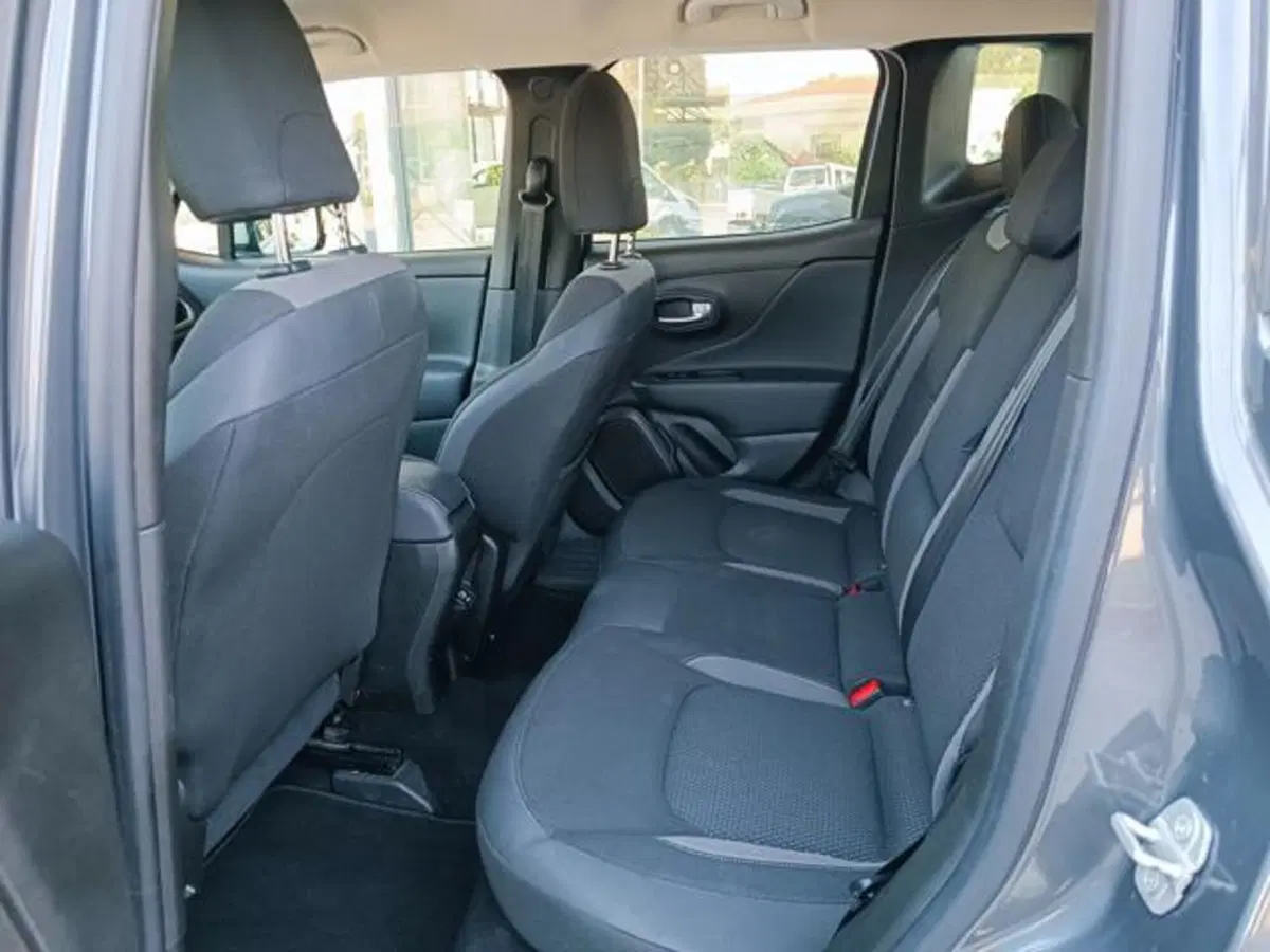 Jeep Renegade usata a Pisa (17)