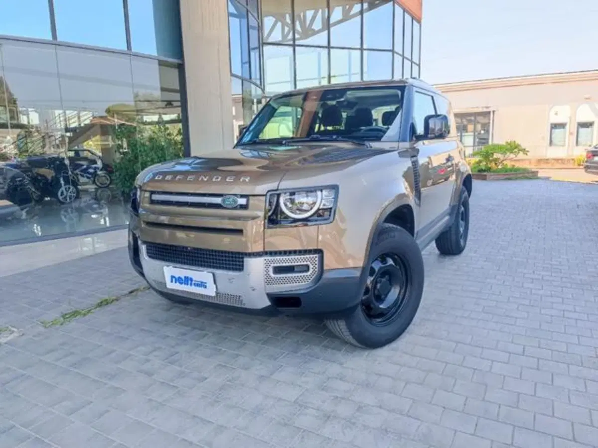 Land Rover Defender usata a Pisa