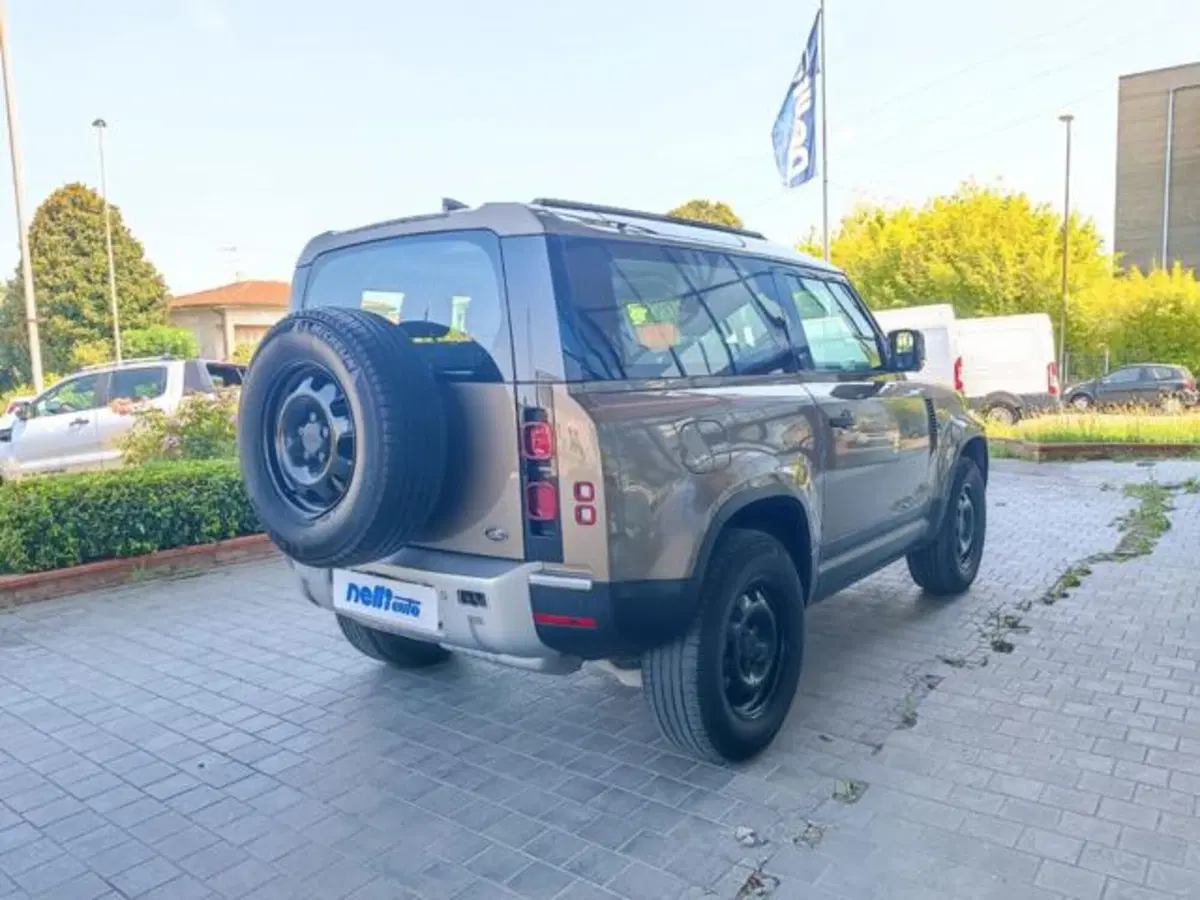 Land Rover Defender usata a Pisa (5)