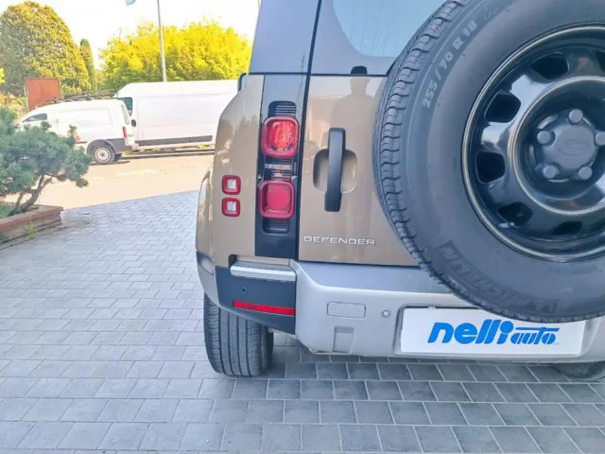 Land Rover Defender usata a Pisa (6)