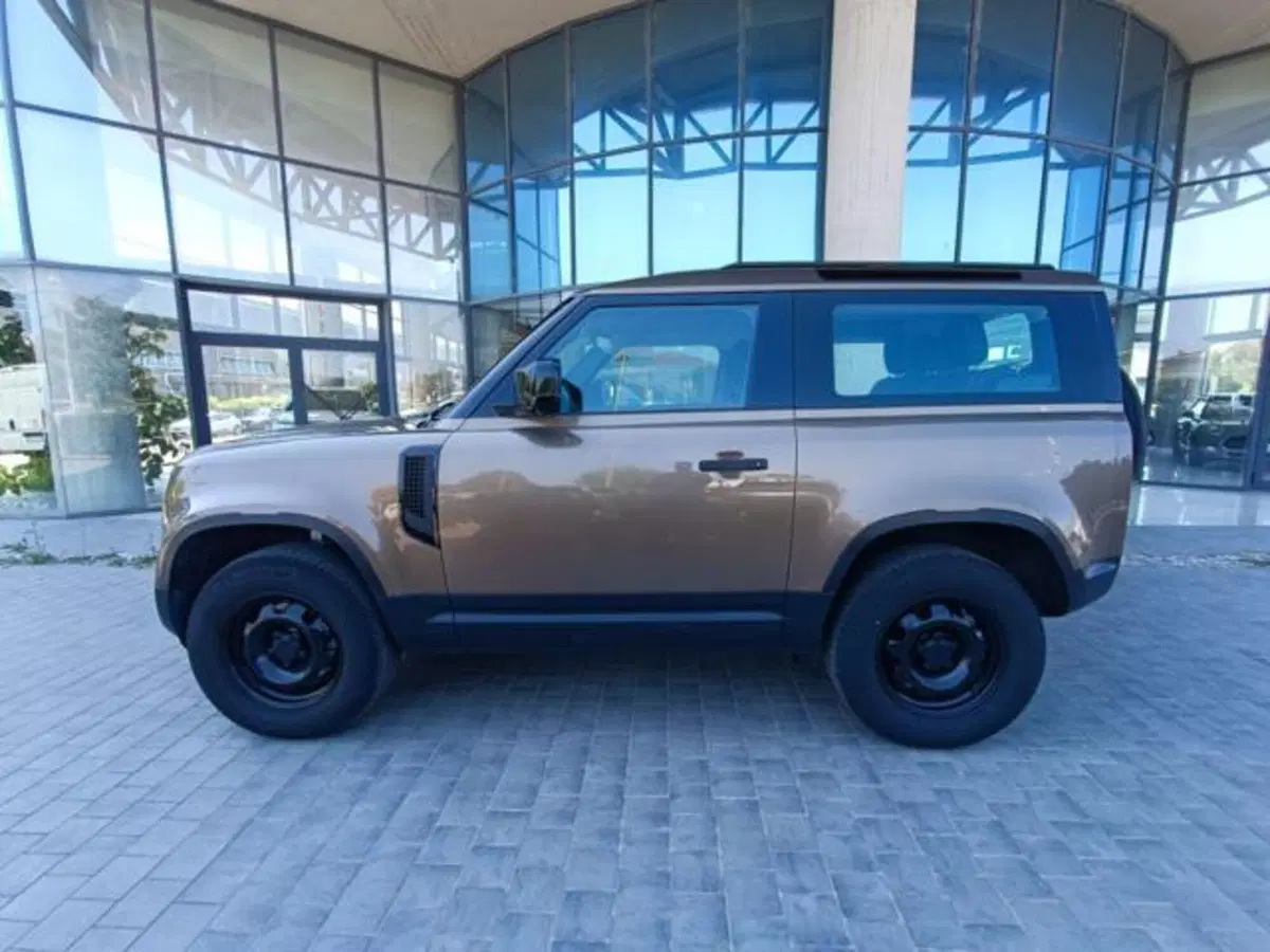 Land Rover Defender usata a Pisa (9)
