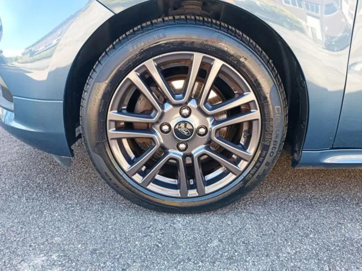 Ford Tourneo Courier usata a Pisa (19)