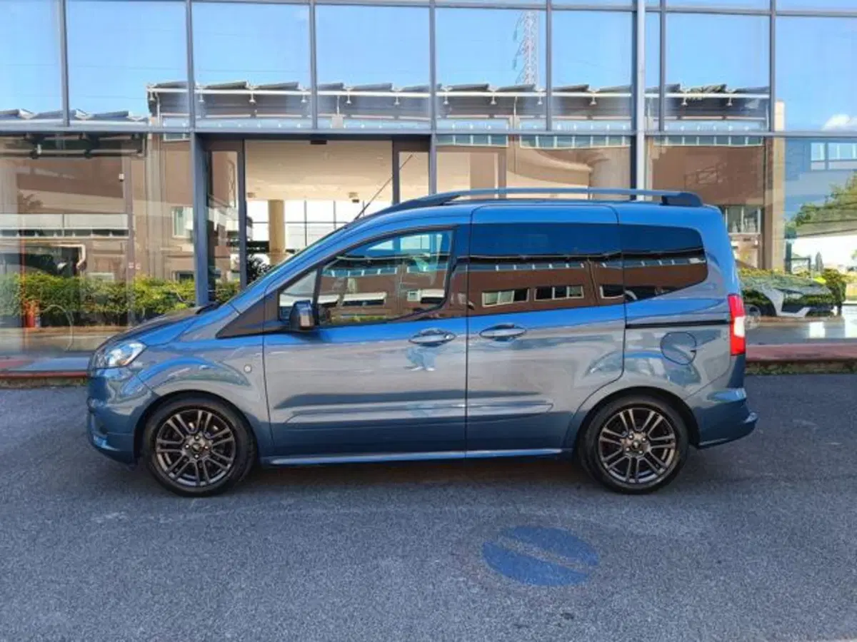 Ford Tourneo Courier usata a Pisa (20)