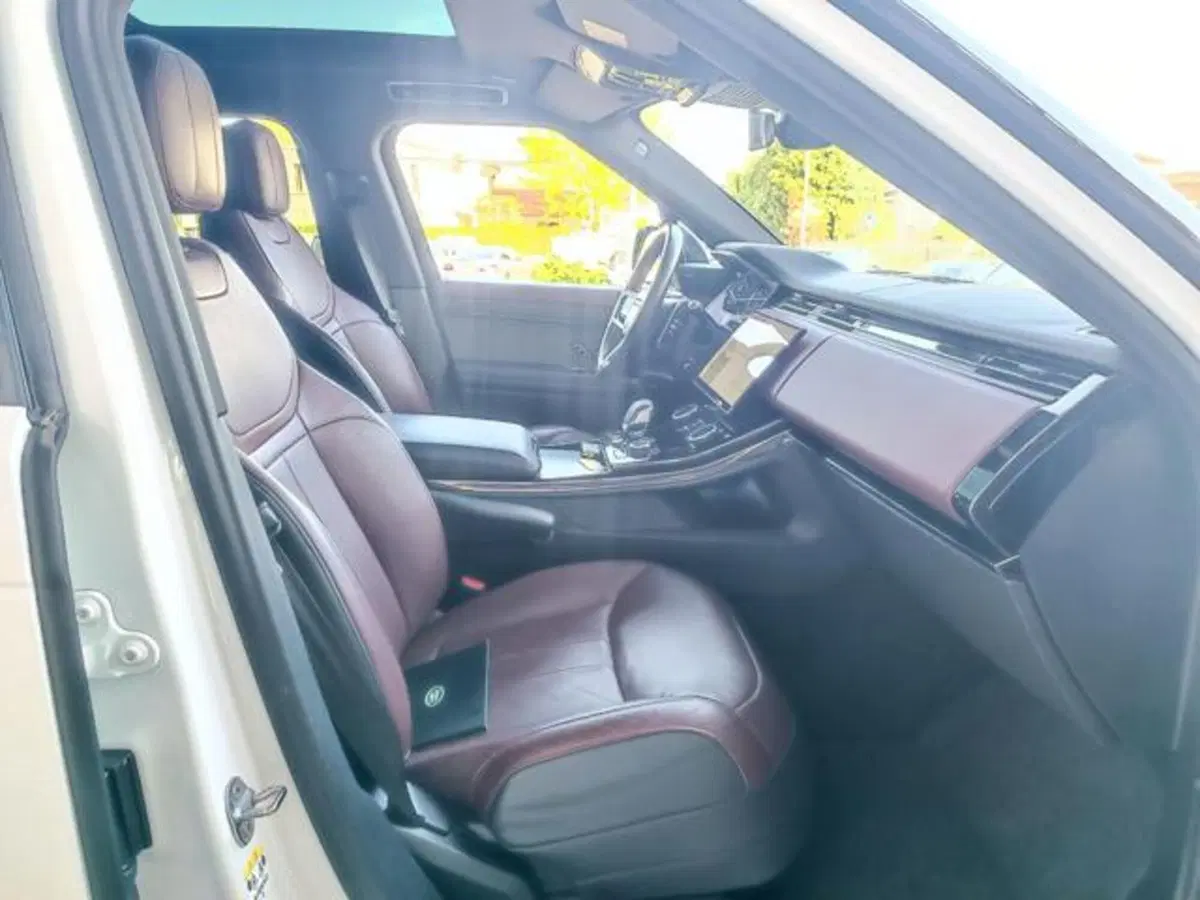 Land Rover Range Rover Sport usata a Pisa (14)