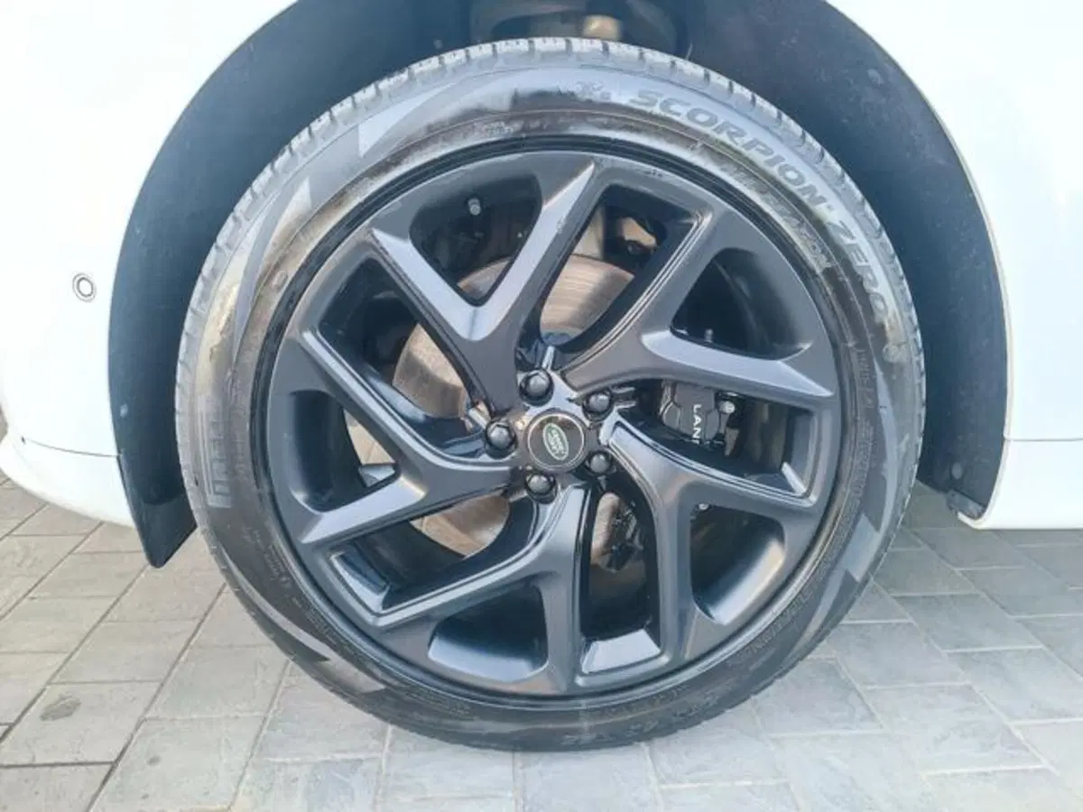 Land Rover Range Rover Sport usata a Pisa (17)