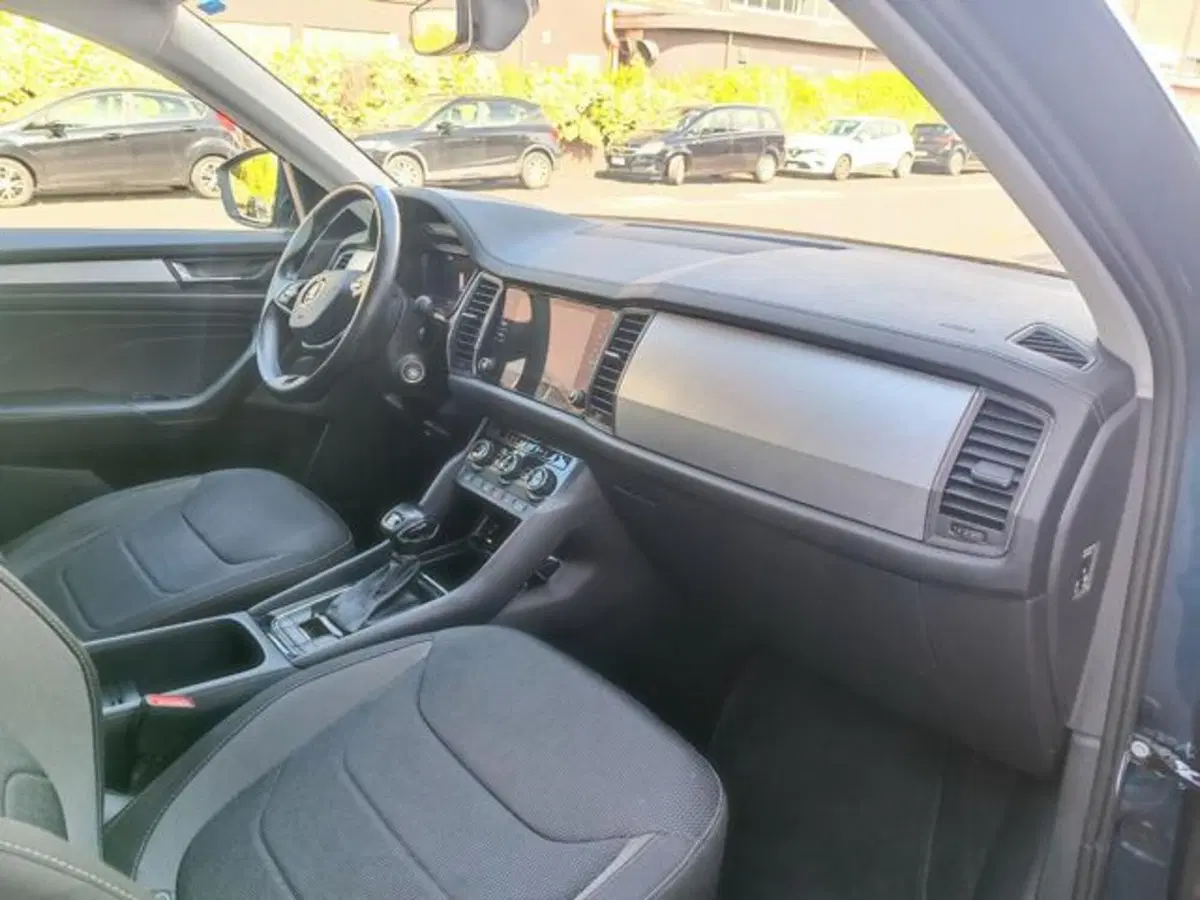 Skoda Kodiaq usata a Pisa (14)