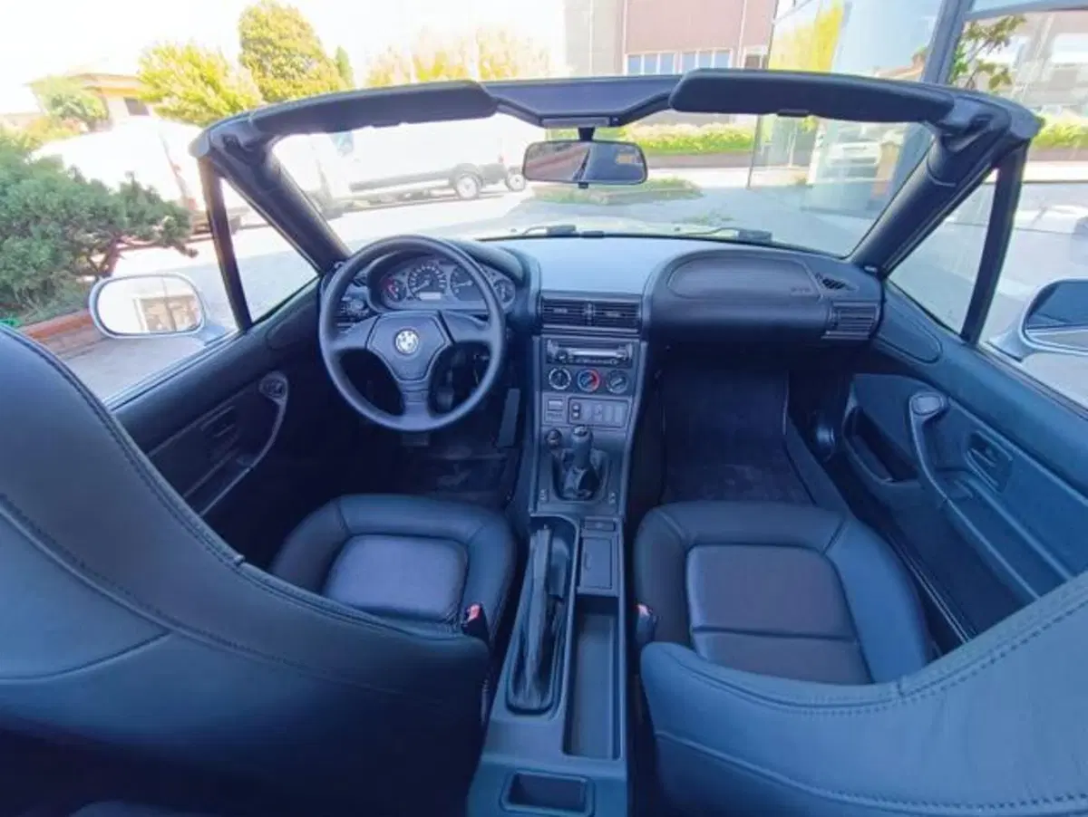 BMW Z3 Cabrio usata a Pisa (8)