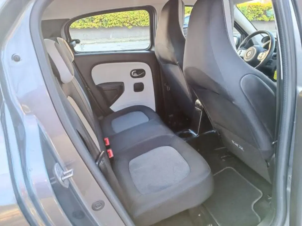 Renault Twingo usata a Pisa (9)