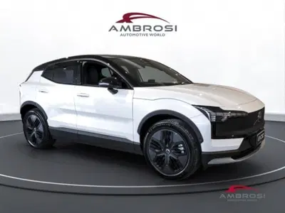Volvo EX30 Cross Country P8 electric Plus awd nuova a Corciano