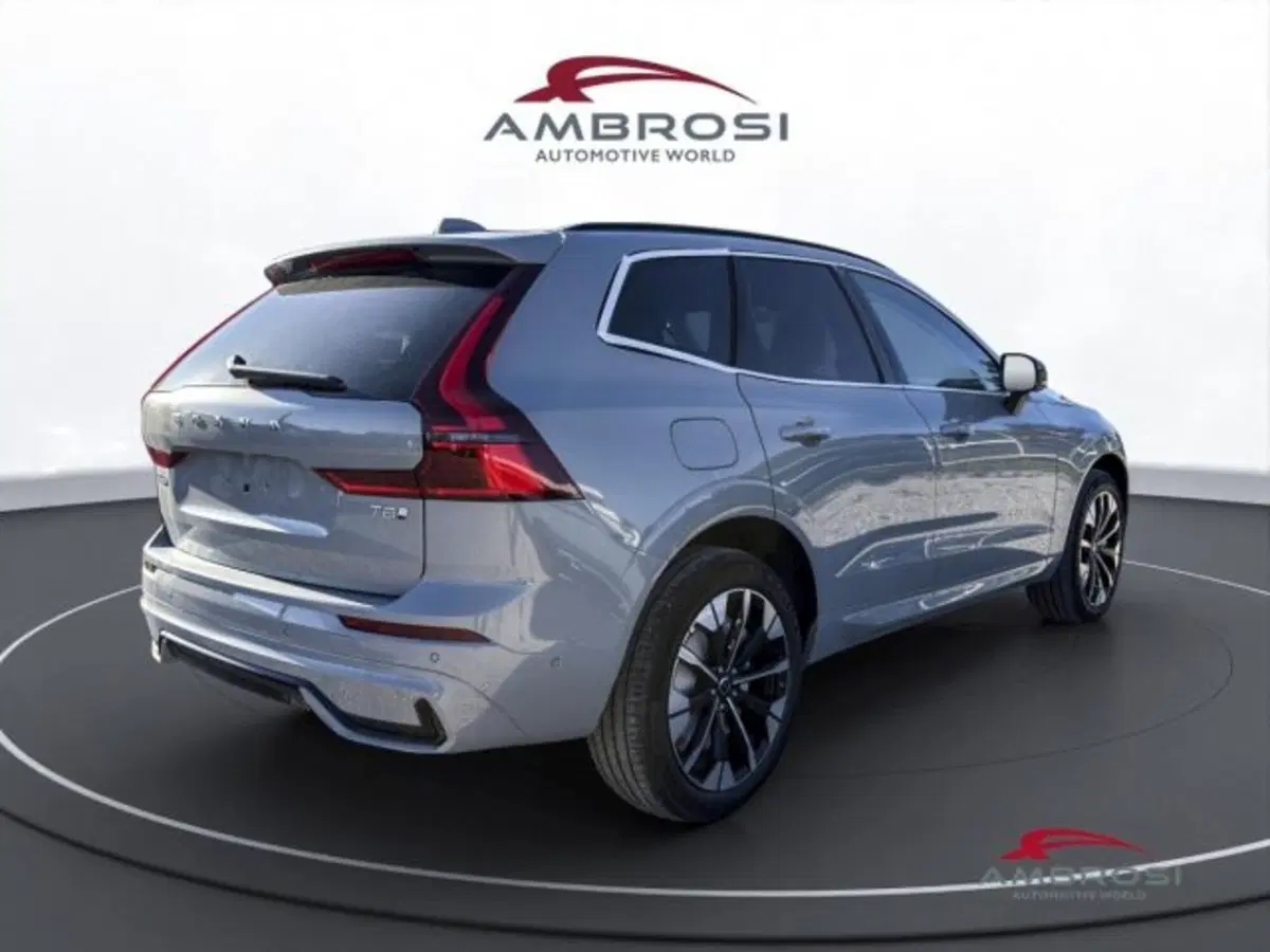 Volvo XC60 nuova a Perugia (3)