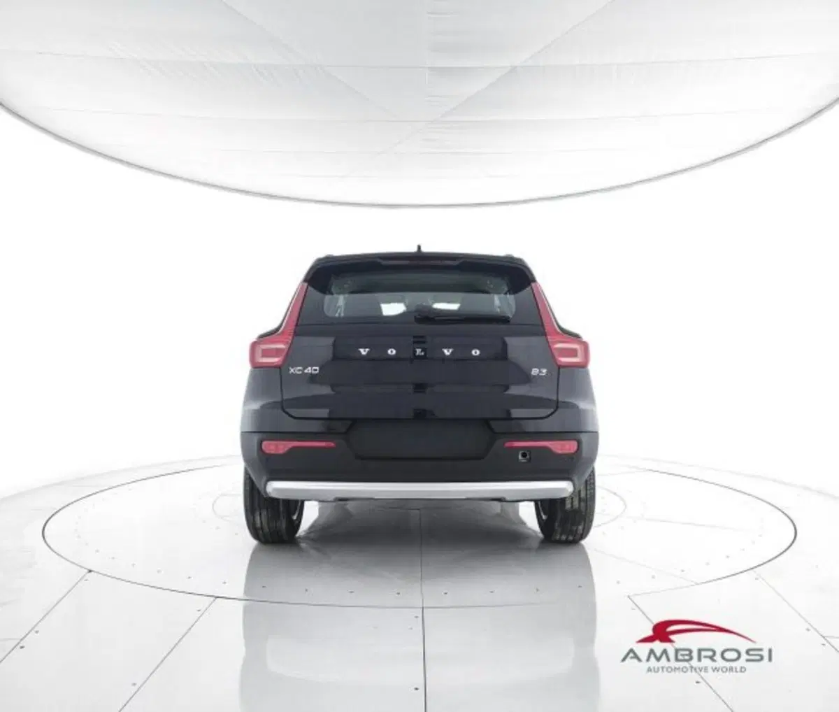 Volvo XC40 nuova a Perugia (6)