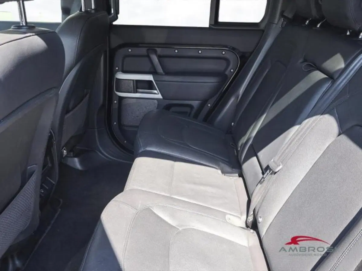 Land Rover Defender usata a Perugia (10)