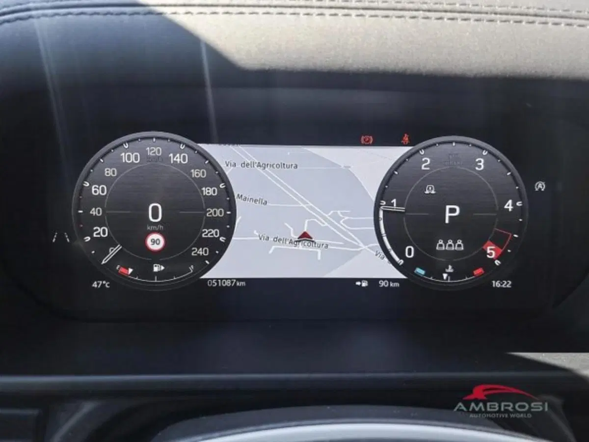 Land Rover Defender usata a Perugia (11)