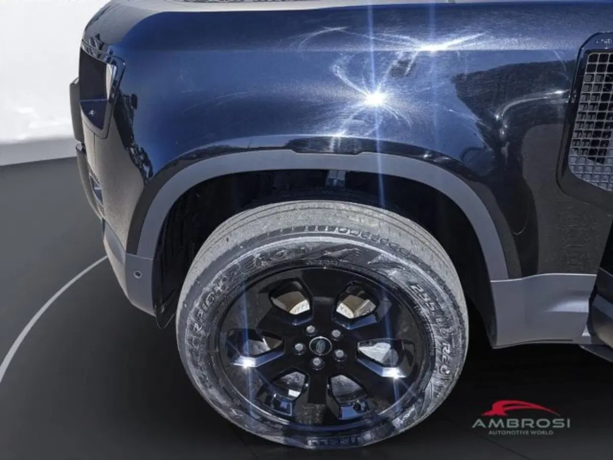 Land Rover Defender usata a Perugia (13)