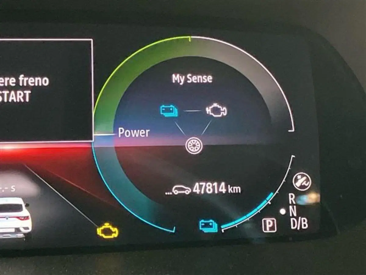 Renault Arkana usata a Como (15)