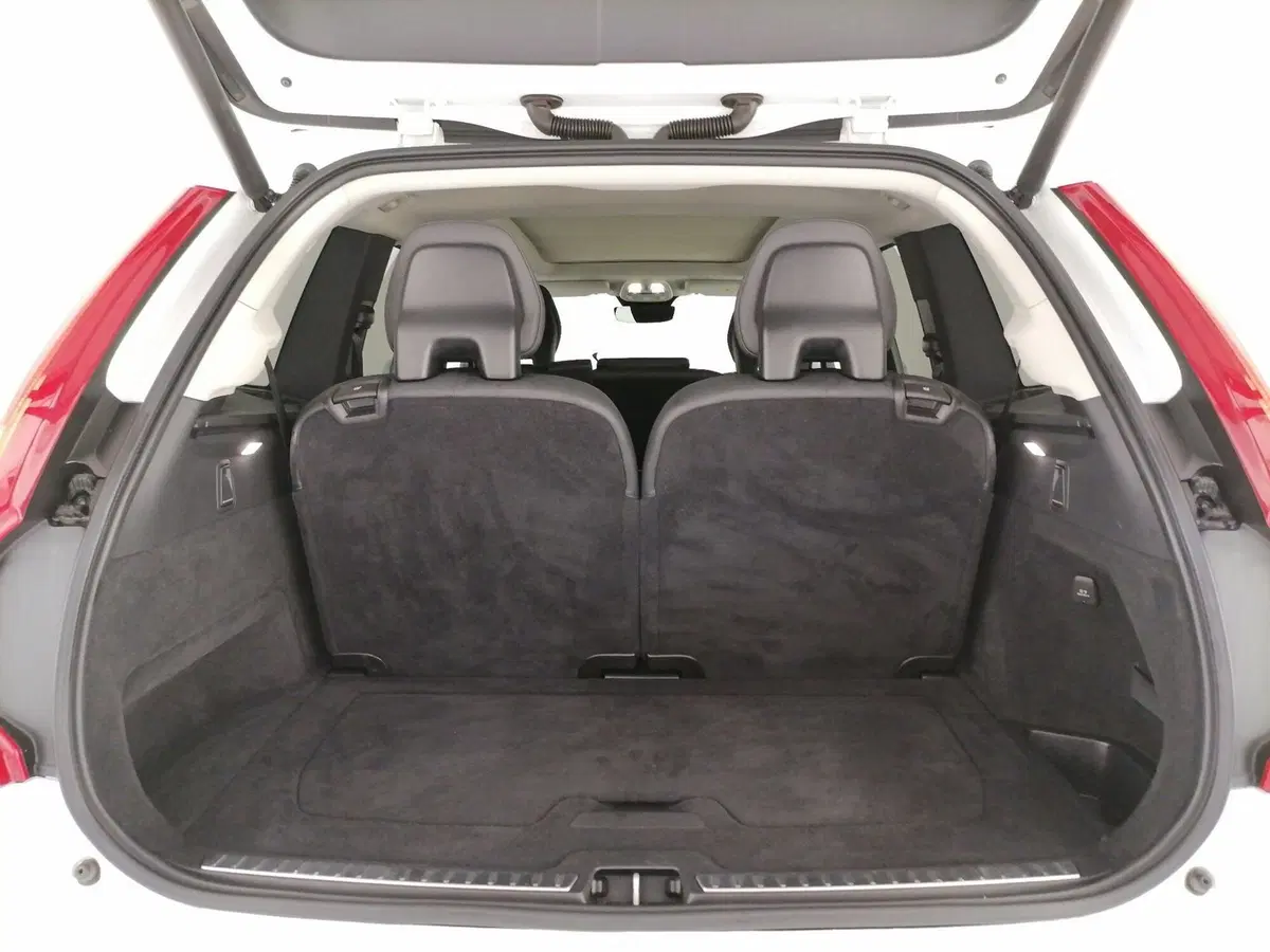 Volvo XC90 usata a Roma (10)