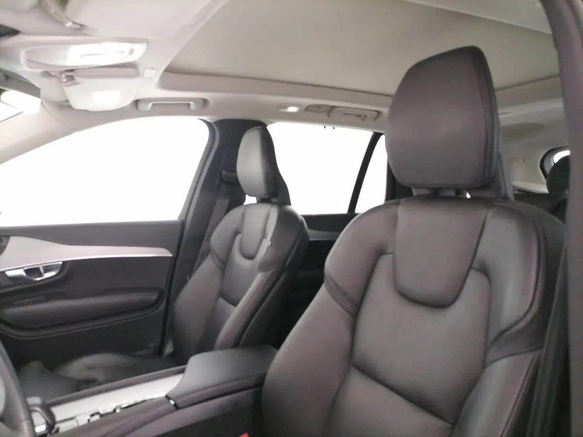 Volvo XC90 usata a Roma (13)