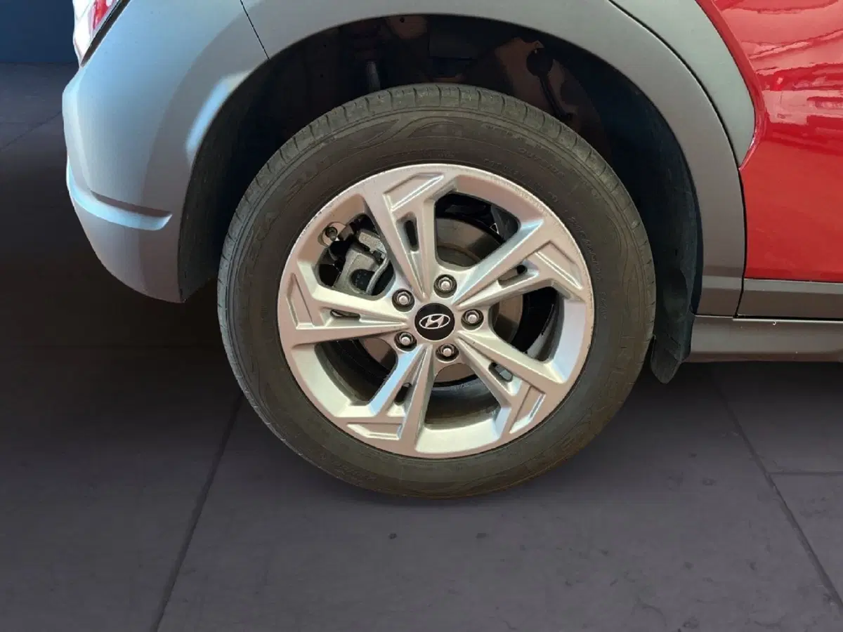 Hyundai Kona usata a Torino (7)