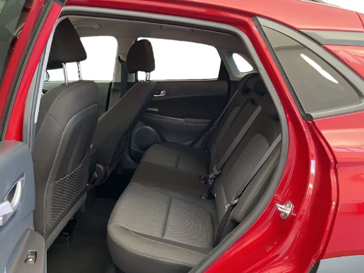 Hyundai Kona usata a Torino (9)