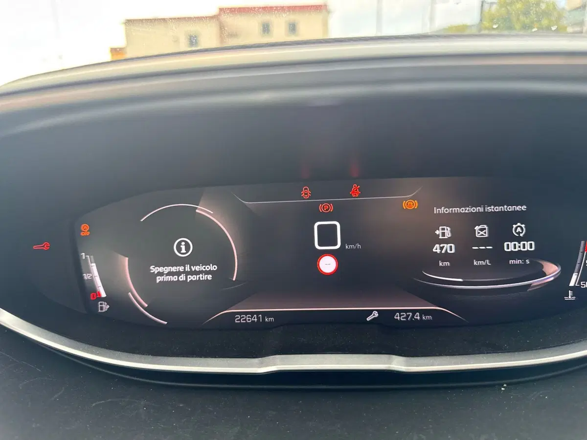 Peugeot 3008 usata a Salerno (20)