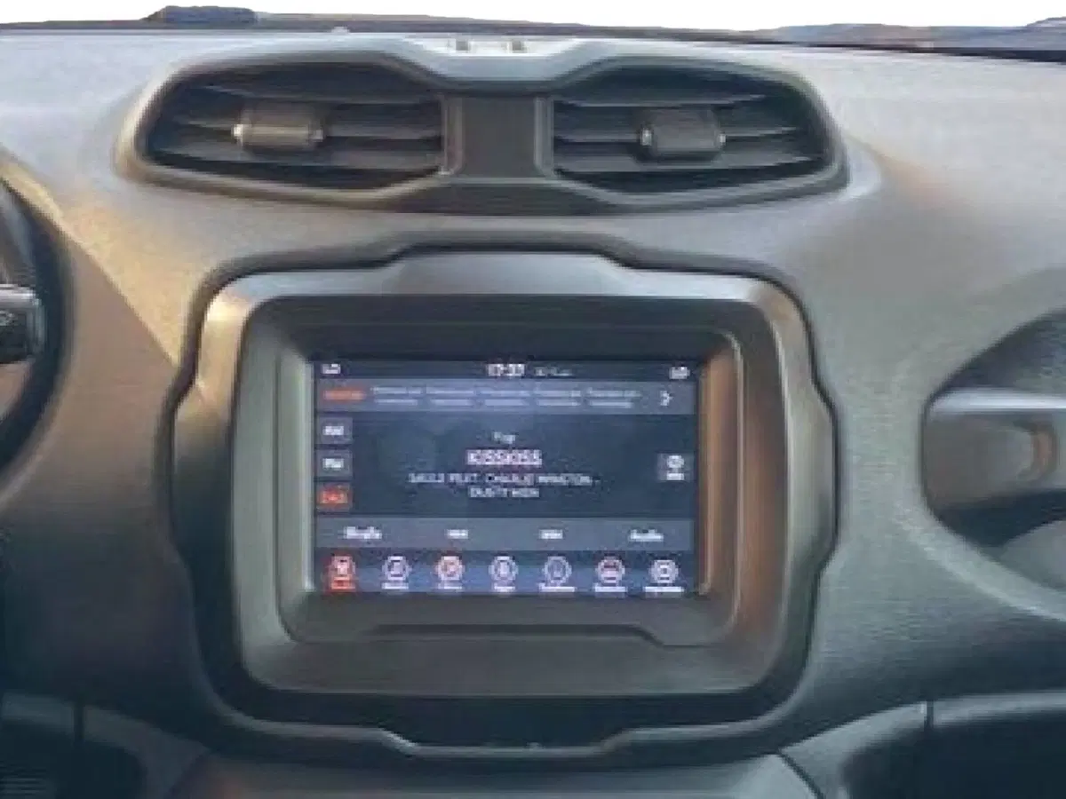 Jeep Renegade usata a Salerno (8)