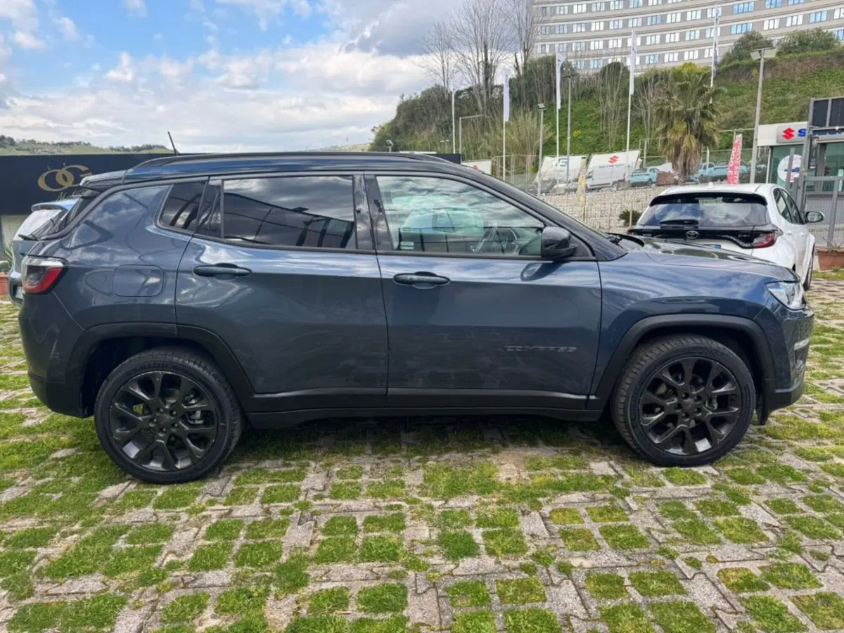 Jeep Compass usata a Salerno (14)