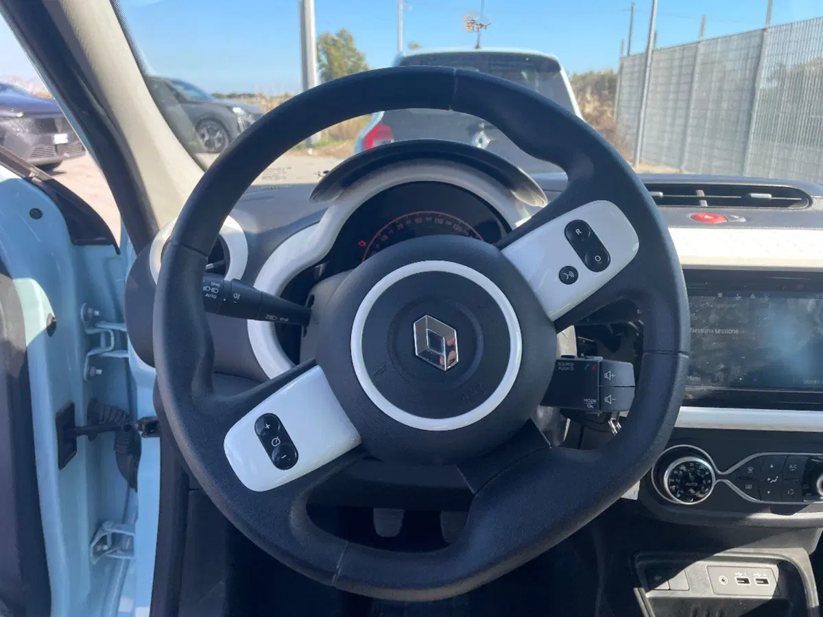 Renault Twingo usata a Salerno (16)