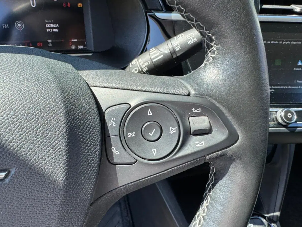Opel Corsa usata a Salerno (19)