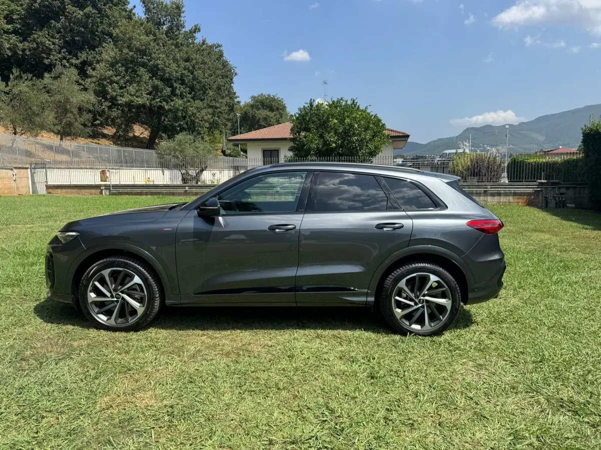 Audi Q5 usata a Salerno (10)