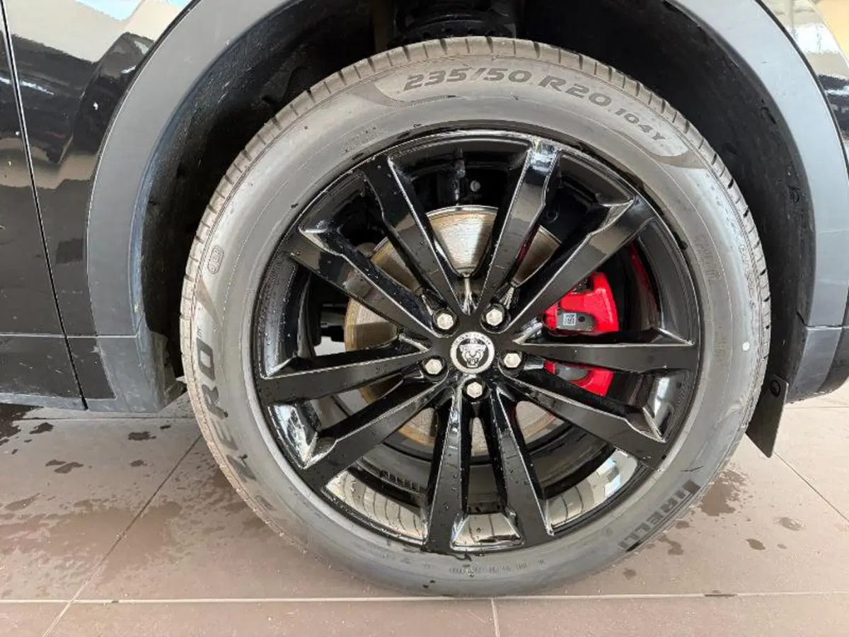 Jaguar E-Pace usata a Venezia (10)