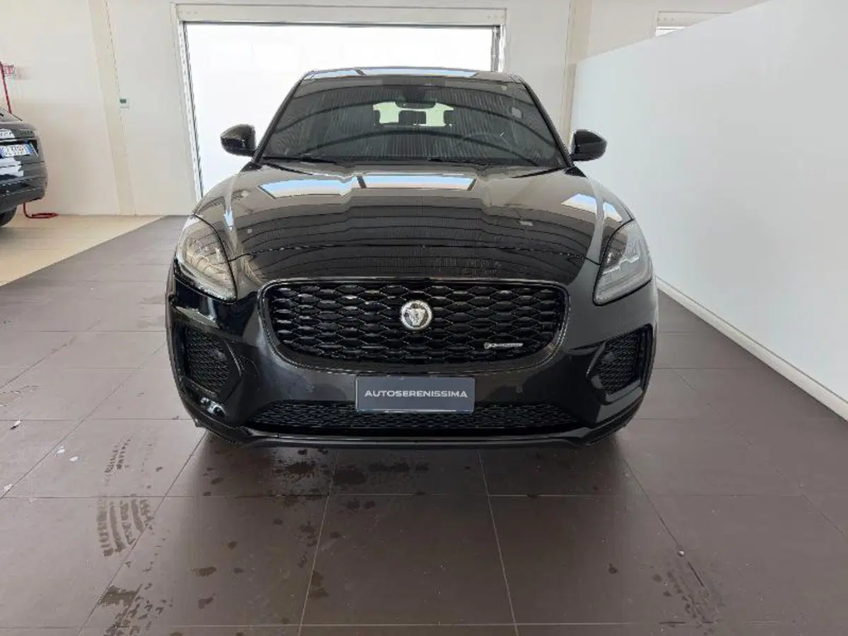 Jaguar E-Pace usata a Venezia (7)