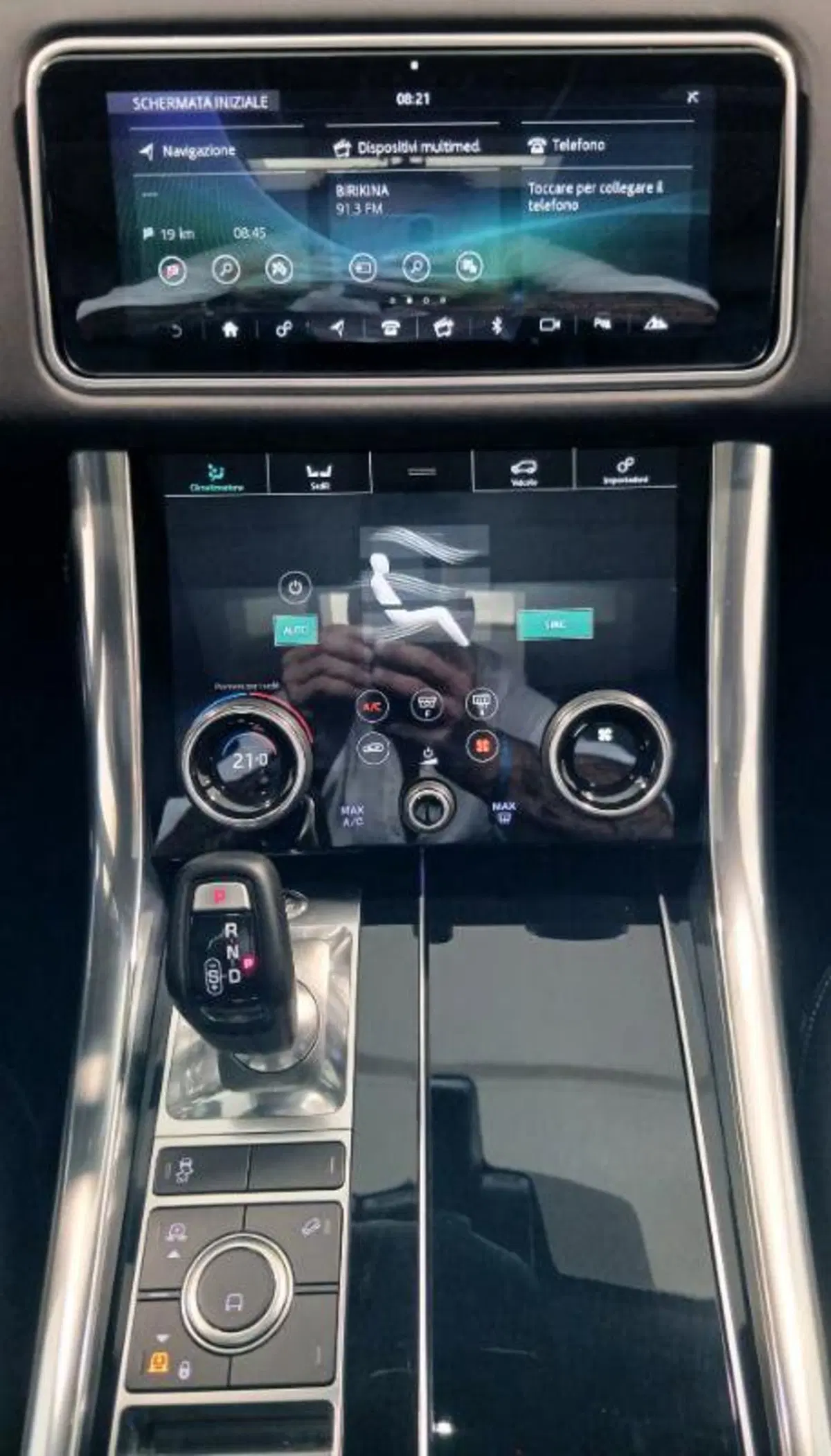 Land Rover Range Rover Sport usata a Venezia (20)