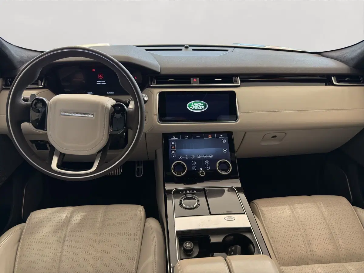 Land Rover Range Rover Velar usata a Latina (4)