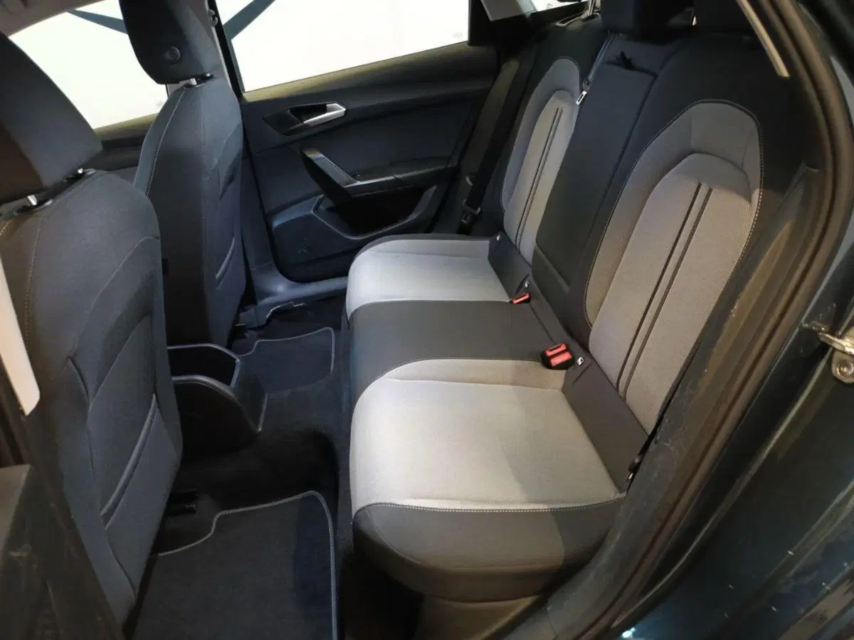 SEAT Leon ST usata a Varese (9)