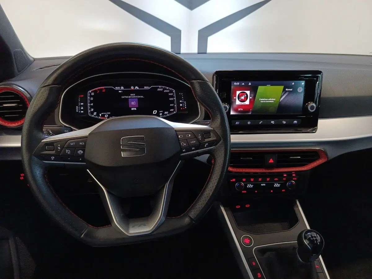 SEAT Arona usata a Varese (11)